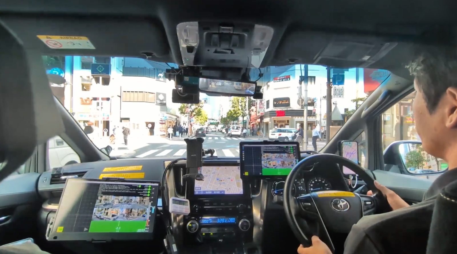東京の公道での走行データ収集
